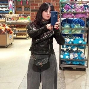 Meet your Posher, Tina